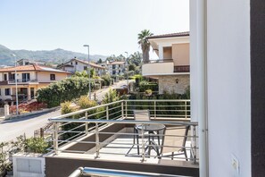 Terrace/patio - Residence con Piscina e Giardino (Sant'Agata di Militello)