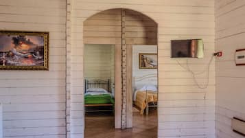 Chambre Quadruple, patio, vue montagne | Wi-Fi gratuit, draps fournis