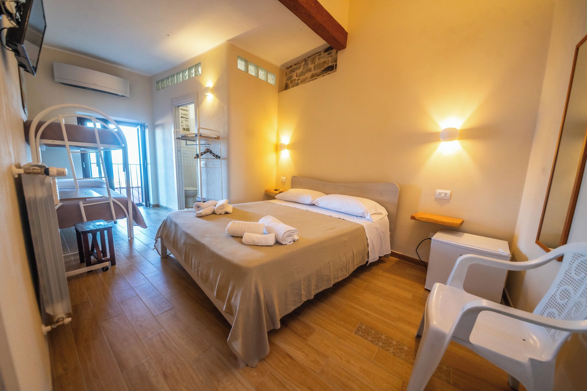 Quadruple Room, Mountain View | Free WiFi, bed sheets