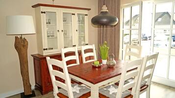 Apartment | Living room