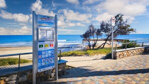 Apartamento, 2 habitaciones, terraza, vistas al jardín | Playa