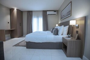 Deluxe Apartment, Balcony, City View