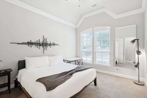 3 bedrooms, iron/ironing board, travel crib, WiFi