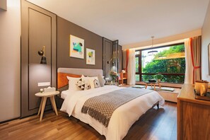 Rom – comfort, ikke-røyk, elveutsikt | Sengetøy av topp kvalitet, dundyner og memory foam-senger