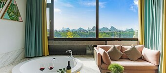 Li River Resort Villa Hotel
