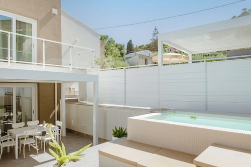 Hotiday Apartments Cefalù