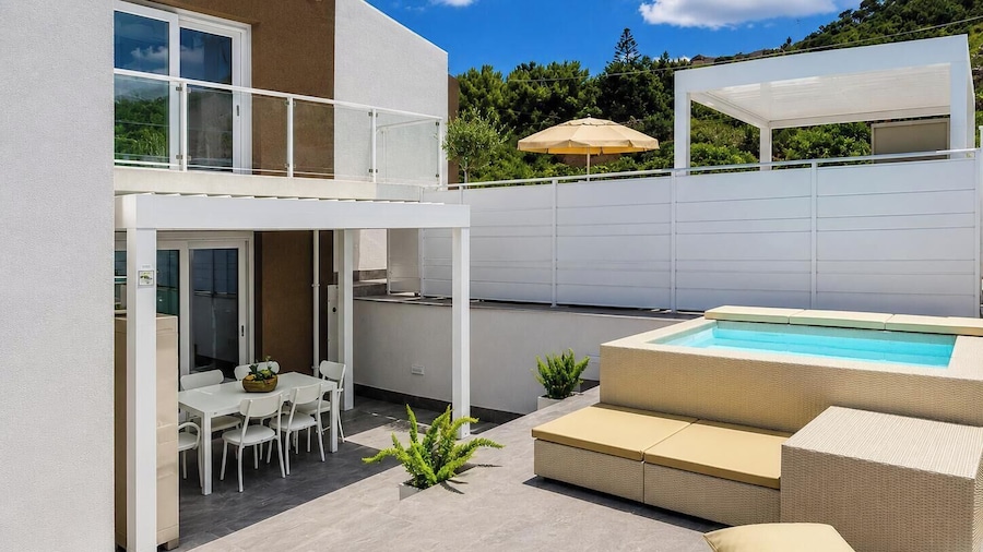 Hotiday Apartments Cefalù