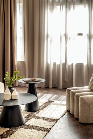 Luxe appartement | Uitzicht vanuit de kamer