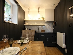 Fridge, microwave, dishwasher, coffee/tea maker