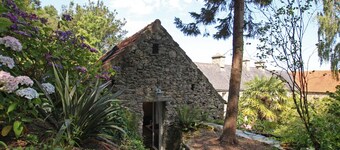 Casita independiente con vista al mar, jardín privado y wifi