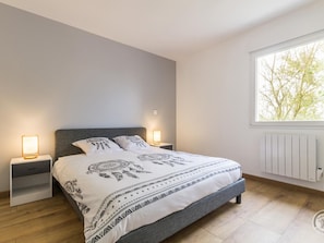 3 bedrooms, internet