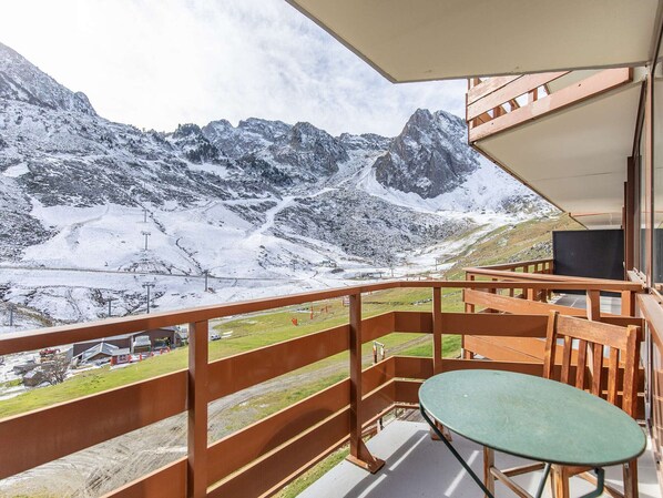 Property grounds - Spacious studio 6 ppl, parking, pets allowed (La Mongie)