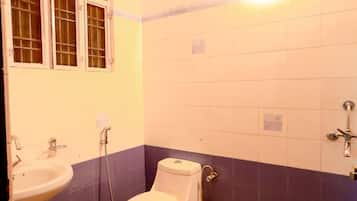 Ducha, artículos de tocador gratuitos, toallas, jabón