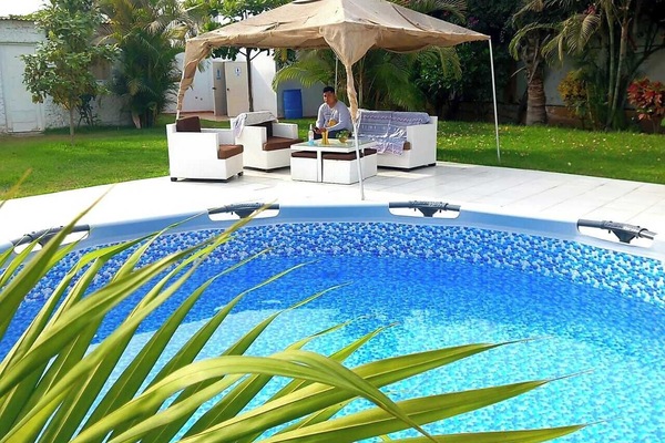 Pool