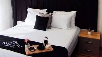 3 dormitorios, escritorio, espacio para trabajar con un portátil