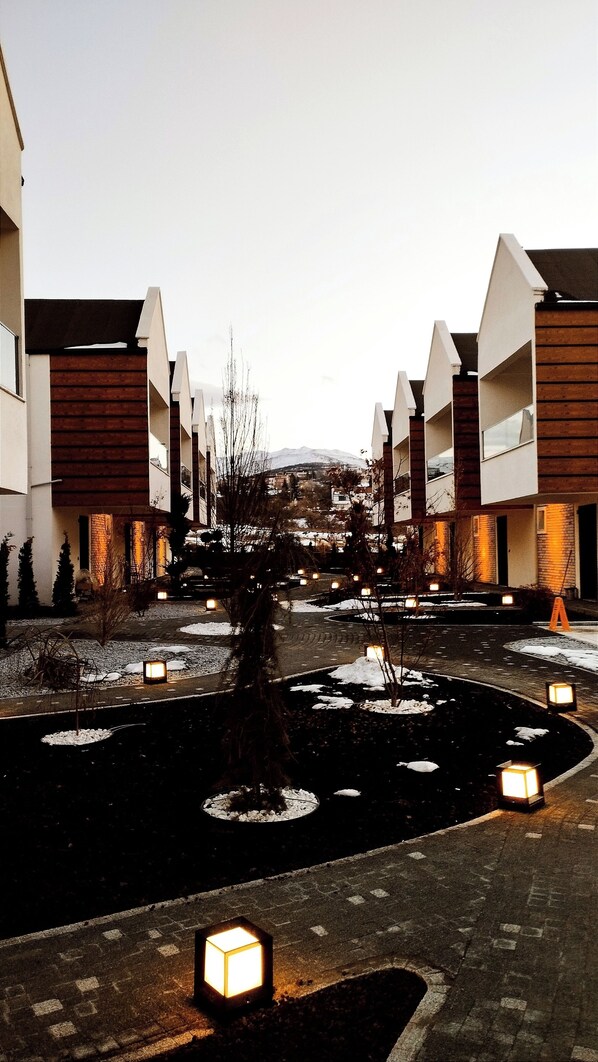 Deluxe Double Room, Balcony, Mountain View | Desk, laptop workspace, blackout curtains, free WiFi - Villa 3917 Erciyes (Kayseri)