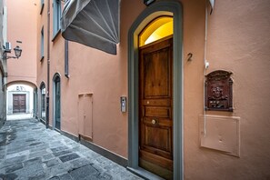 Exterior - Garibaldi Palace (Prato)