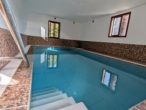 Piscina coberta 