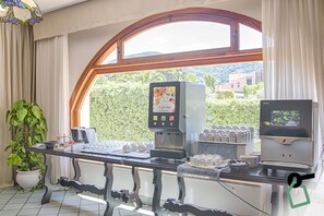 Tägliches inbegriffenes Frühstücksbuffet