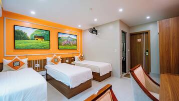 Standard Triple Room, Garden View | Free WiFi, bed sheets