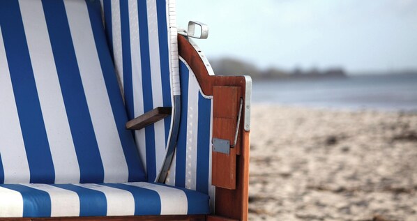 Beach nearby - Vacation apartment Hafenblick 4 (Laboe)