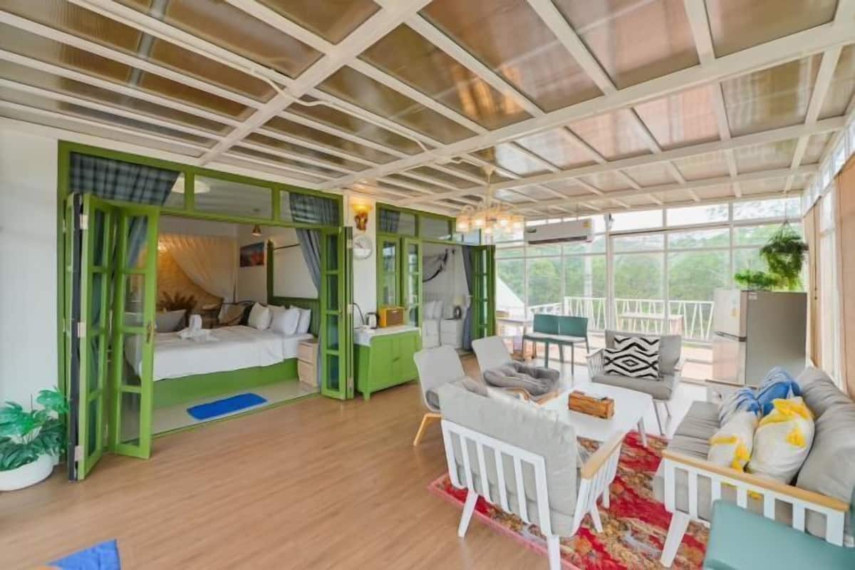 1 bedroom, desk, free WiFi