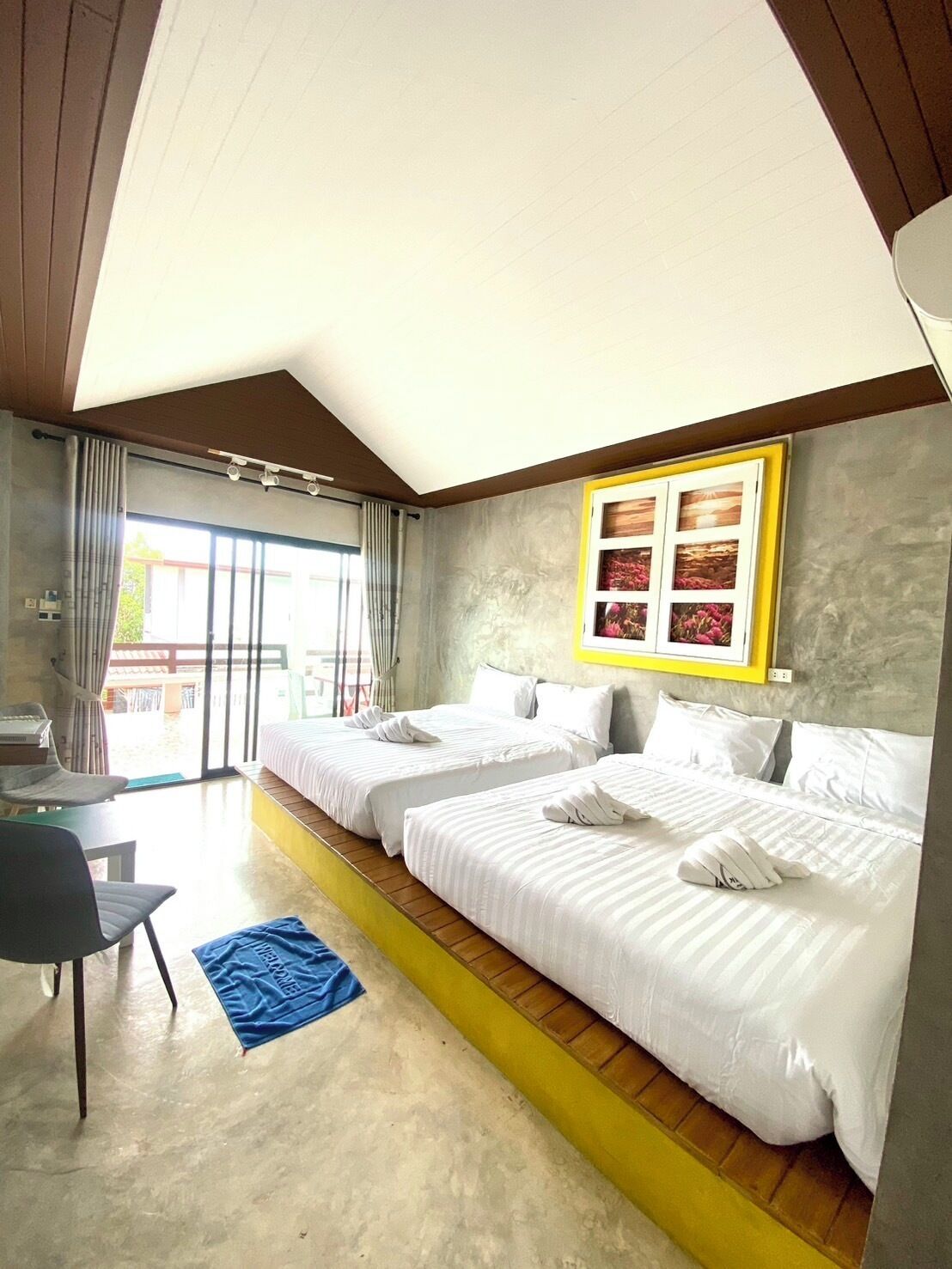 Family Quadruple Room, Lanai, Partial Sea View | Free WiFi