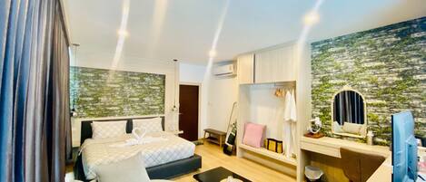 Deluxe Suite, Lanai, Hill View | Free WiFi