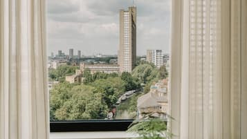 Staduitzicht vanuit accommodatie