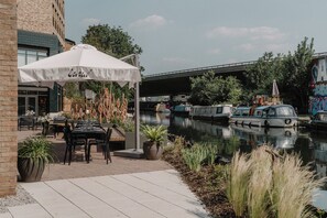 Desayuno continental todos los días (con cargo) 