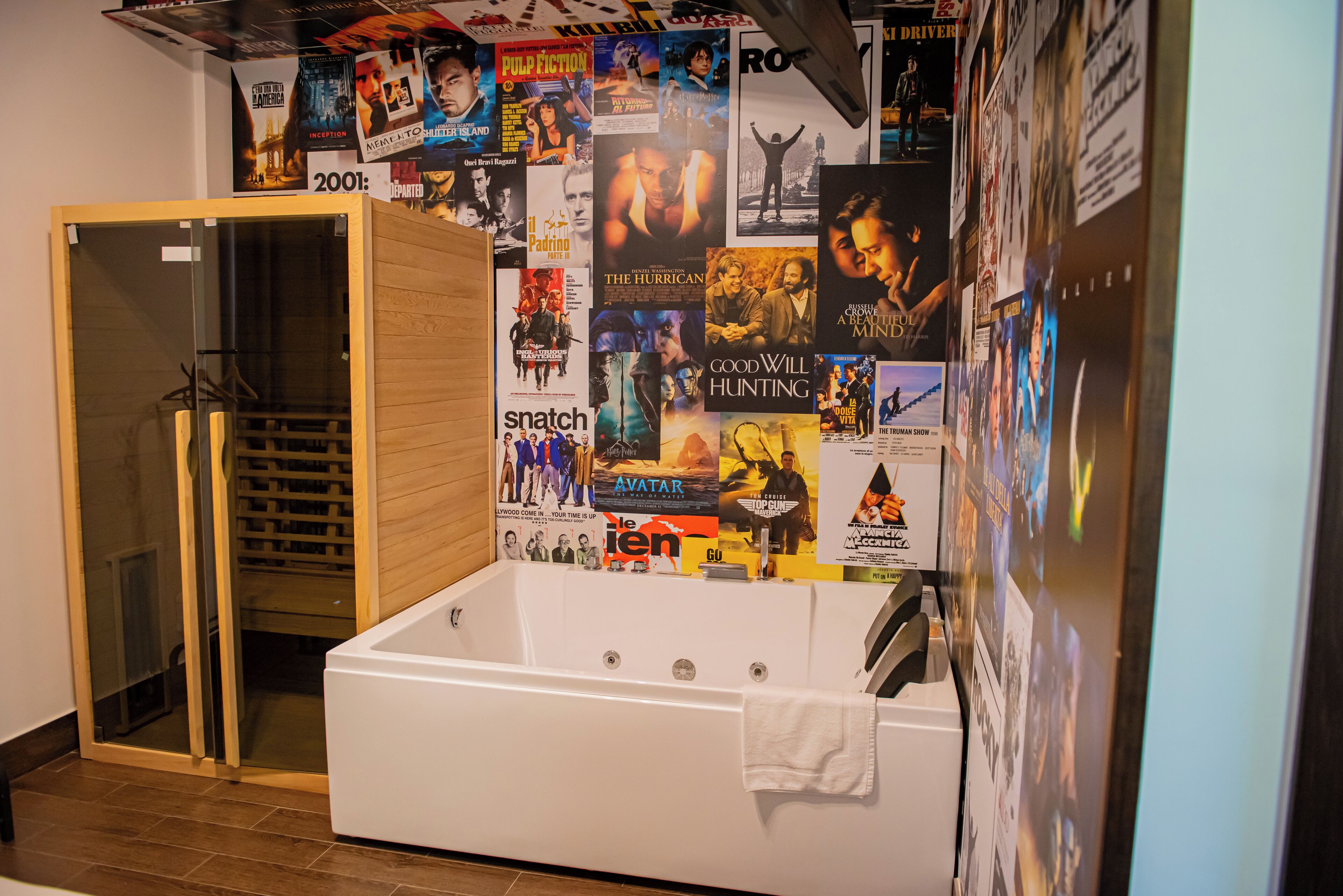 Studio Suite, Balcony, Pool View | Premium bedding, pillow-top beds, minibar, desk