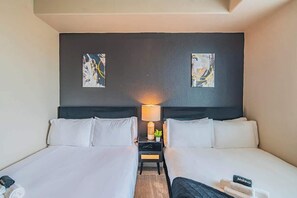 2 bedrooms, iron/ironing board, WiFi, bed sheets - Family-Friendly Apt | Pool,Gym,W/D,Parking,Balcony (Tempe)