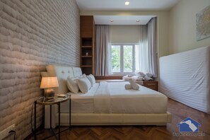 Departamento Deluxe, 1 habitación, vista a la alberca | 1 habitación, wifi gratis y ropa de cama