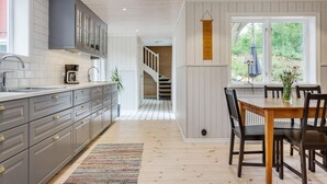 Unclassified image, 2 of 28, button - Large vacationhome with a modern design | SE02006 (Knäred)