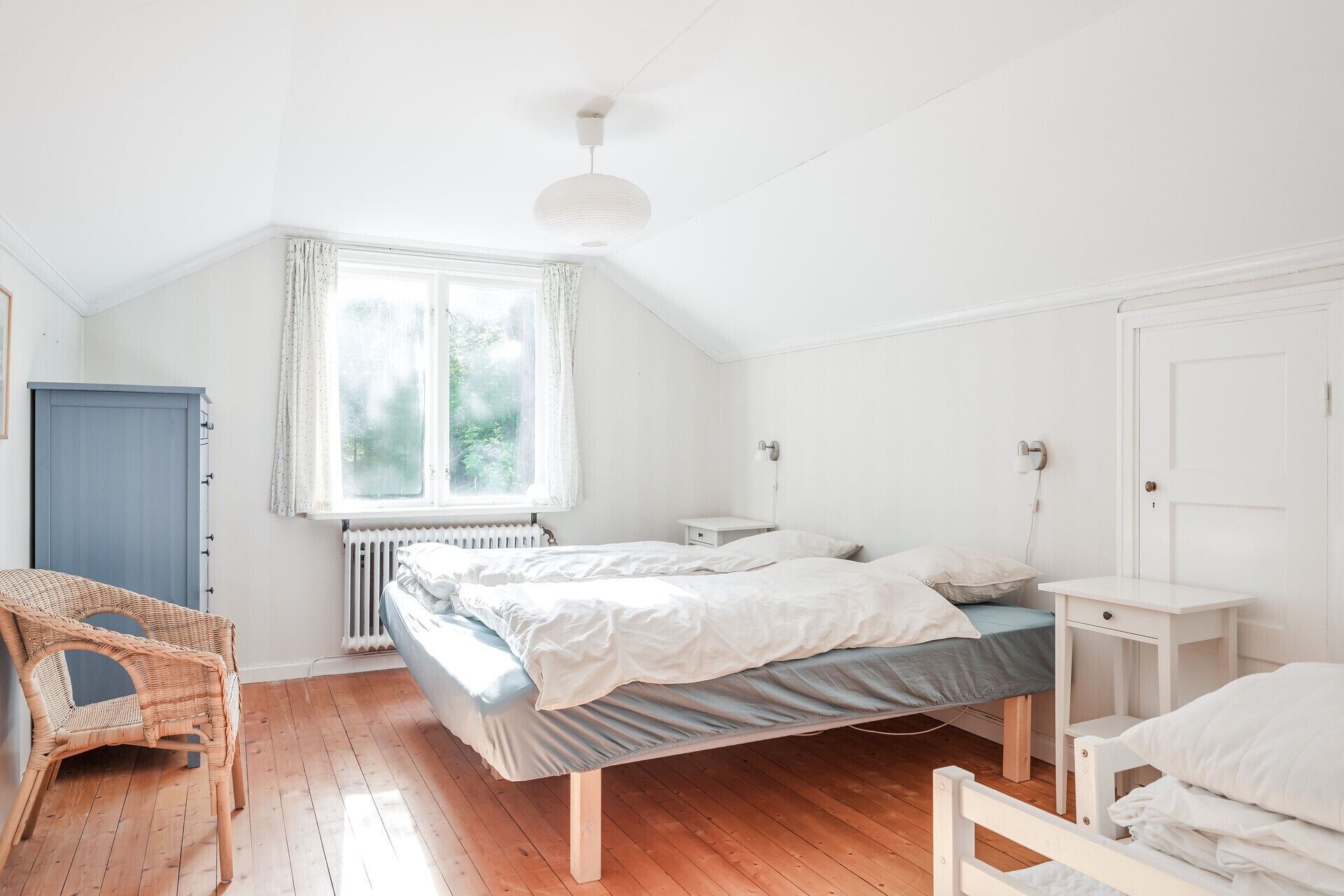 3 bedrooms, iron/ironing board