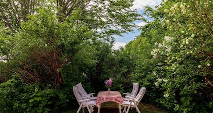 Holiday house with panoramic view of the lake Bolmen | SE06006