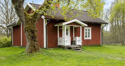 Cozy cottage in Ryssby surrounded by nature | SE06007