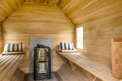 Cozy cottage in Ryssby surrounded by nature | SE06007