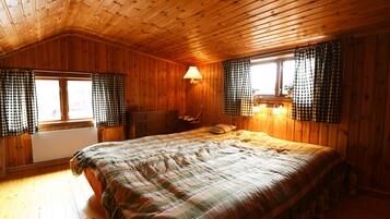 1 bedroom, iron/ironing board, free WiFi