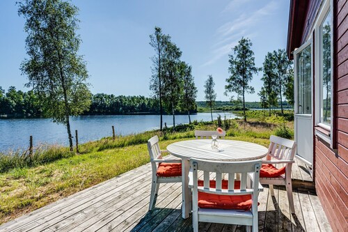 StayNordic | Holiday home with lovely views of the lake Hängasjön | SE06015
