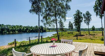 Holiday house with a view of Lake Hängasjön | SE06016