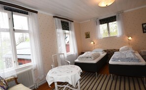6 chambres, fer et planche à repasser, Wi-Fi gratuit