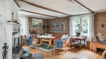 Télévision, cheminée