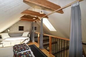 2 bedrooms, free WiFi