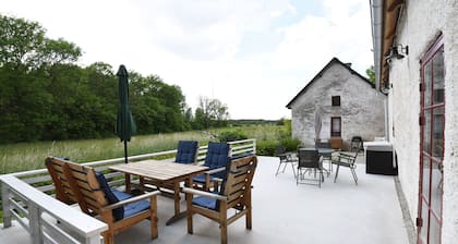 Gemütlicher und moderner Flügel in Boge an Gotlands Ostküste | SE12011
