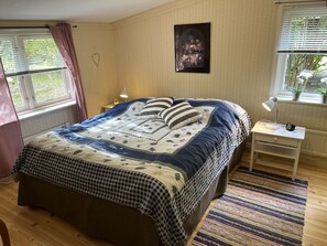 2 bedrooms