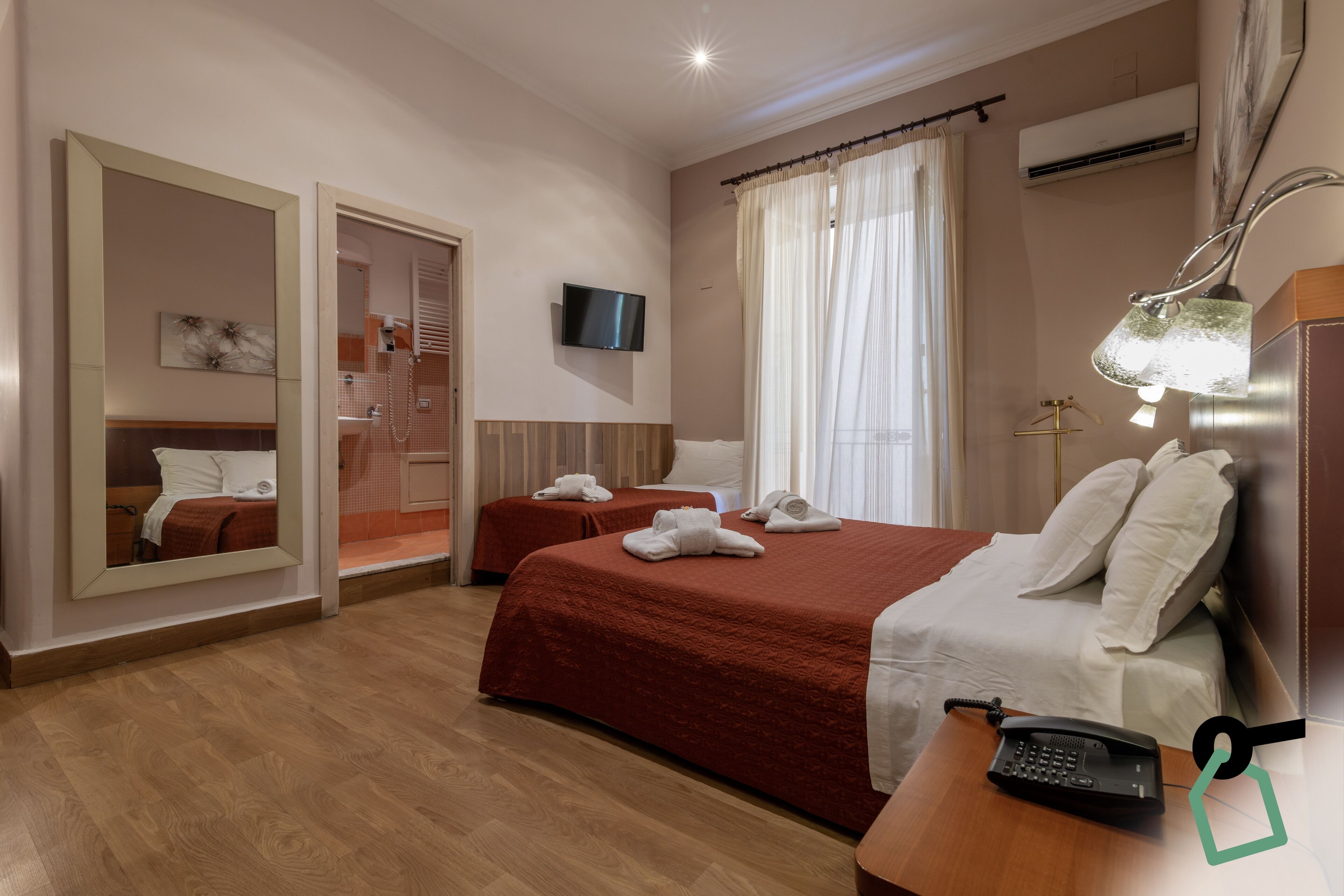 Photo - HOTIDAY Room Collection - Palermo Politeama