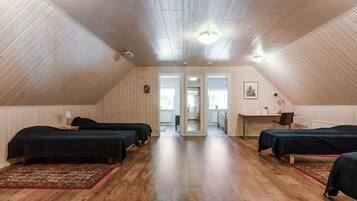 2 bedrooms, free WiFi