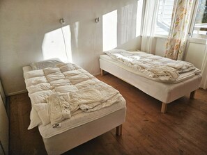 5 chambres, fer et planche à repasser, Wi-Fi gratuit