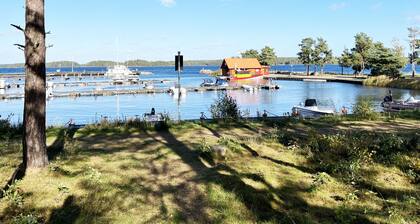 Cozy cottage on Oknö near swimming and nature | SE05013